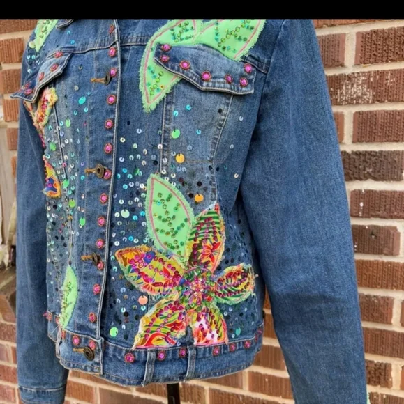 Berek Dimen Blue and Green Jean Jacket with Dinosaur Embellishments - Picture 3 of 13